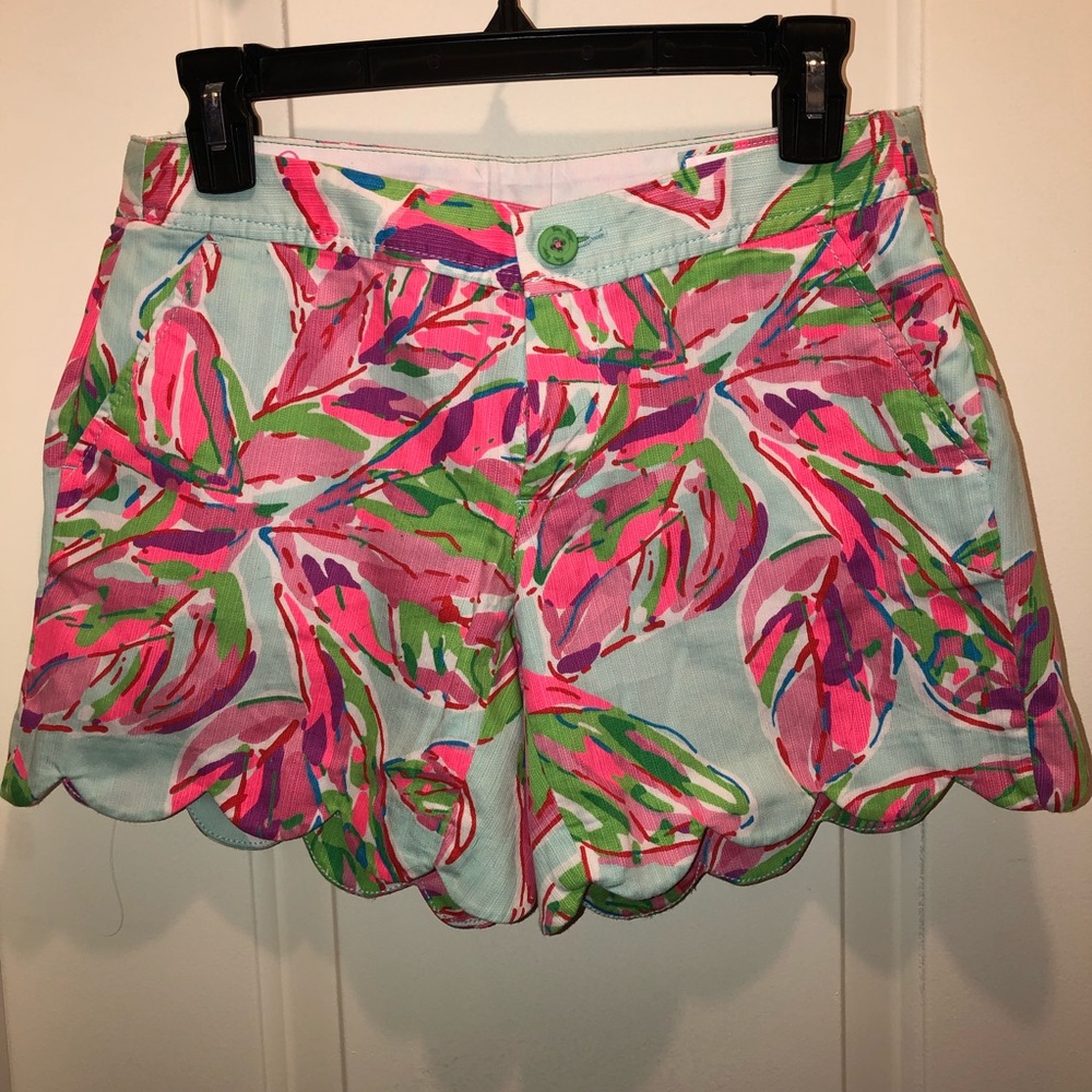 NWOT!Lilly Pulitzer “In The Vias” Buttercup shorts